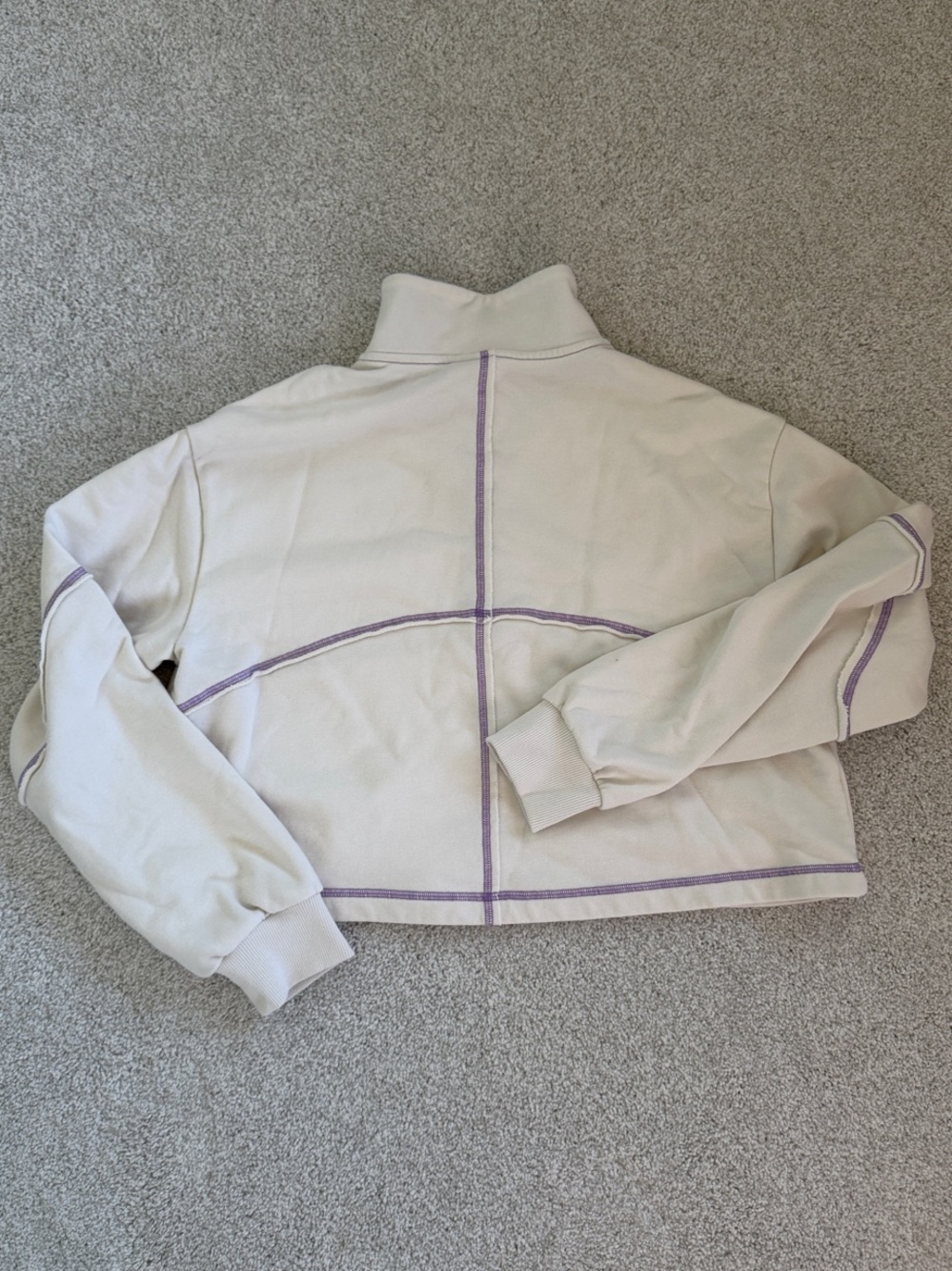Sweaty Betty- size M cropped pullover - Picture 5 of 5